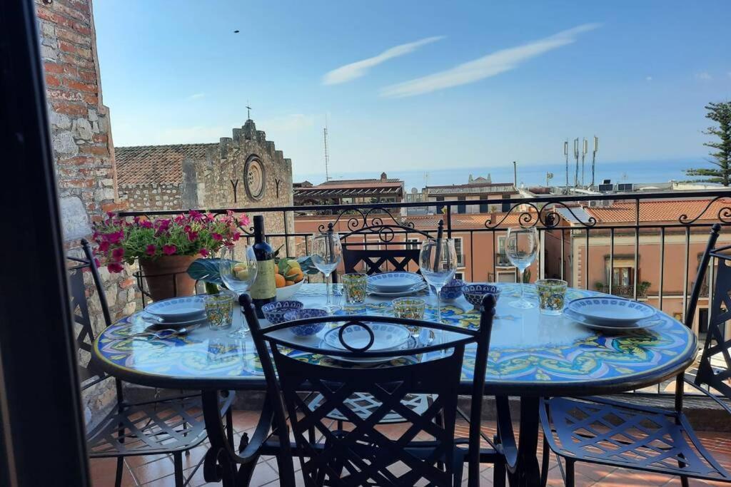 شقة Casa Carla Al Duomo تاورمينا المظهر الخارجي الصورة
