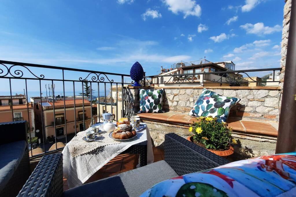 شقة Casa Carla Al Duomo تاورمينا المظهر الخارجي الصورة