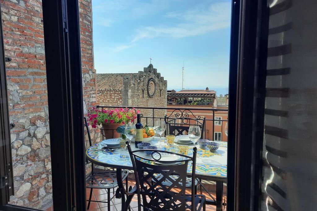 شقة Casa Carla Al Duomo تاورمينا المظهر الخارجي الصورة